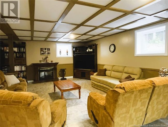 1454 2 E Sault Rd, House other with 3 bedrooms, 4 bathrooms and null parking in Saint Joseph NB | Image 27