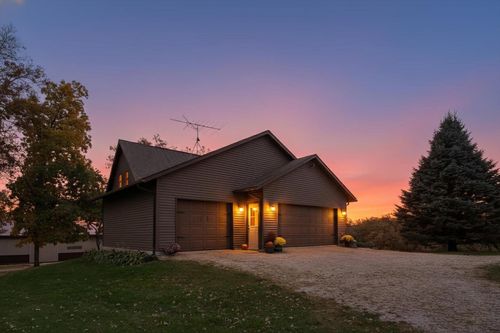 4800 Cub Hollow Rd, GRATIOT, WI, 53541-9764 | Card Image