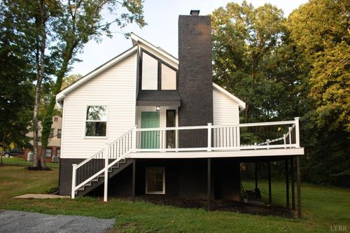 2146 Thomas Jefferson Rd, Forest, VA, 24551-1165 | Card Image
