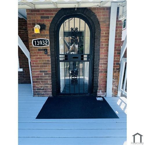 13932 Roselawn St, Detroit, MI, 48238-2423 | Card Image