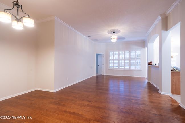 Another view of Living Rm/Dining Rm | Image 6