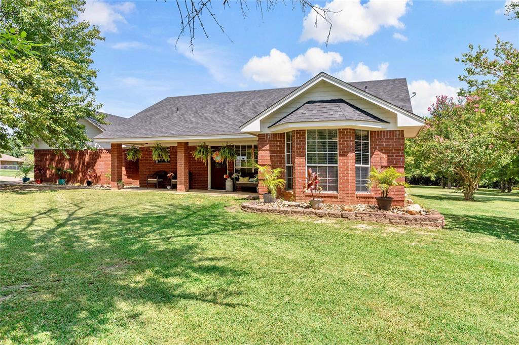 Dogwood Cir, Powderly, TX 75473