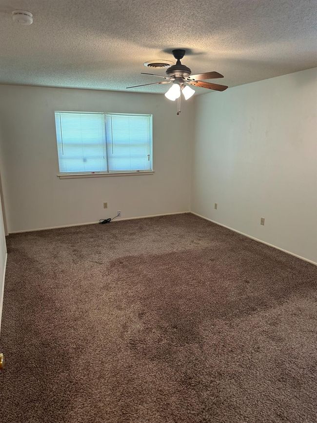 1807 E Reppto St, House other with 3 bedrooms, 2 bathrooms and null parking in Brownfield TX | Image 19
