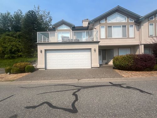 23-8590 Sunrise Dr, Chilliwack, BC, V2R3Z4 | Card Image