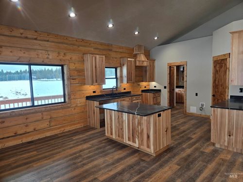 176 Wilson Rd, Weippe, ID, 83553-5059 | Card Image