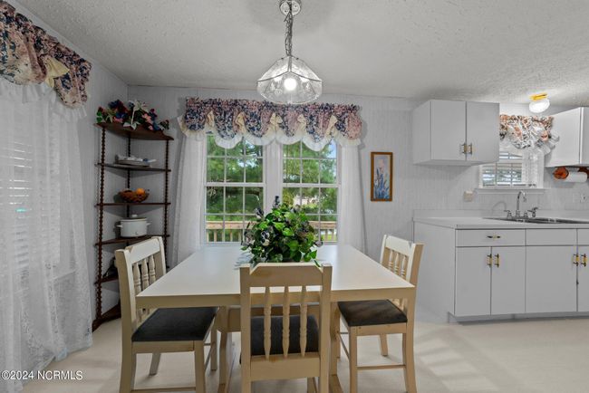 36 Inlet Way, House other with 3 bedrooms, 3 bathrooms and null parking in Chocowinity NC | Image 14
