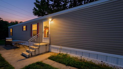 205-2445 Columbus Lancaster Rd Nw, Lancaster, OH, 43130-1408 | Card Image