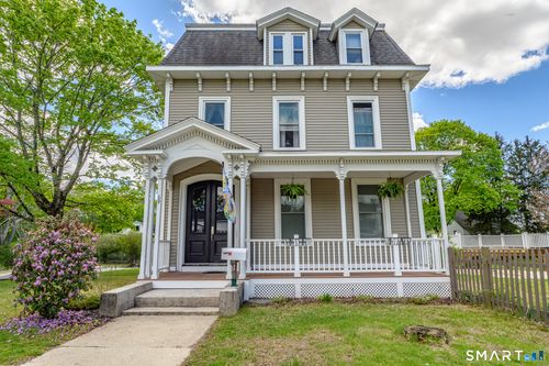 69 Winter St, Killingly, CT, 06239-3084 | Card Image