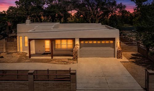 2419 Jerry Rd Sw, Albuquerque, NM, 87105-4972 | Card Image