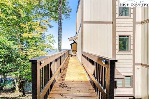 apt-21-220 Northridge Rd, Beech Mountain, NC, 28604-8186 | Card Image