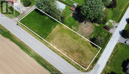 {{alt}} | Card Image