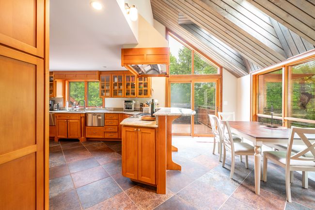 36 Route 39 S, House other with 4 bedrooms, 4 bathrooms and null parking in Sherman CT | Image 19
