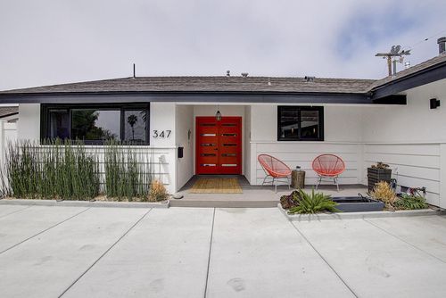 347 Salida Del Sol, Santa Barbara, CA, 93109-2019 | Card Image