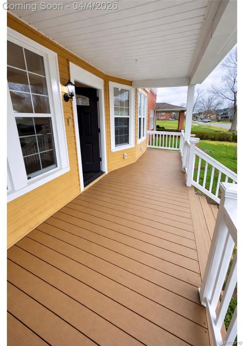 2235 Harding St, Detroit, MI, 48214-4040 | Card Image