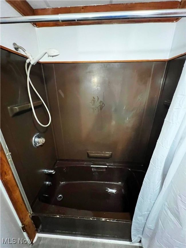 APT-1B - 745 Main St, Condo with 1 bedrooms, 1 bathrooms and null parking in Wheeling WV | Image 8