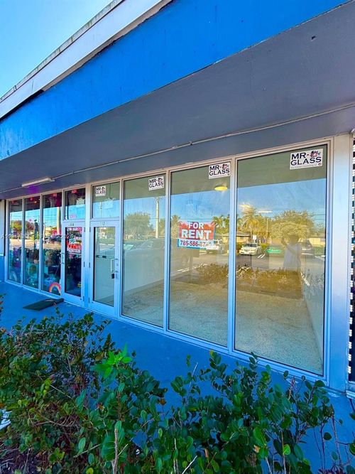 100 Sw 15th St, Pompano Beach, FL, 33060-8627 | Card Image