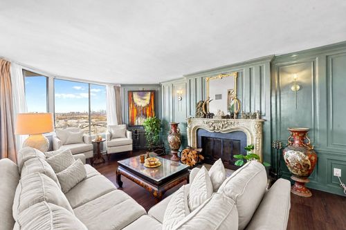 2005 Harmon Cove Tower, Secaucus, NJ, 07094-1741 | Card Image