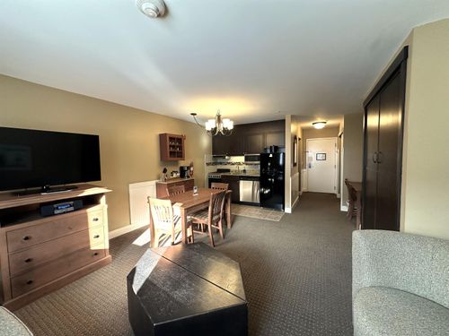 217, QTR 2 89 Grand Summit Way, Dover, VT, 05356 | Card Image