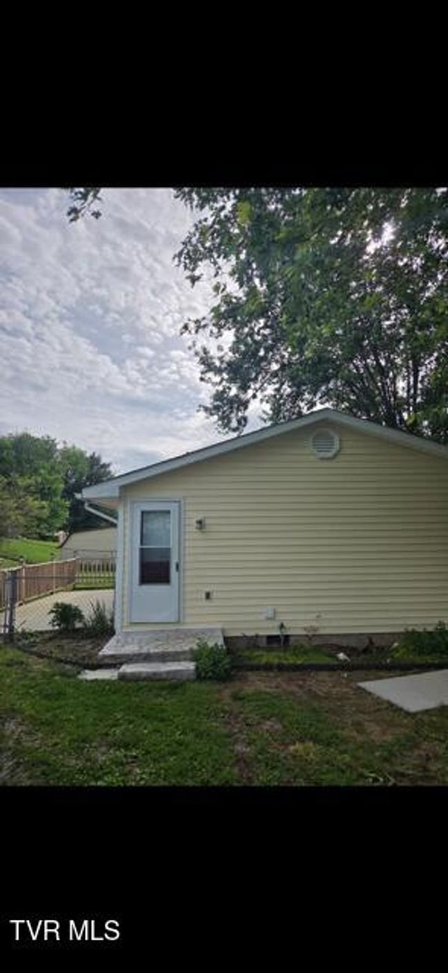15266 Spring Valley Rd, House other with 3 bedrooms, 1 bathrooms and null parking in Abingdon VA | Image 6