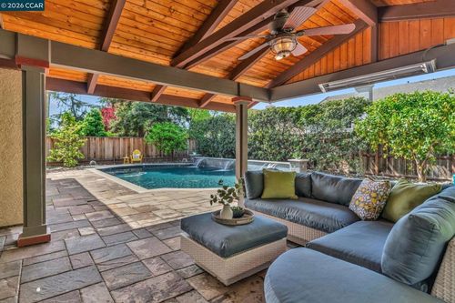 1174 Central Ave, Livermore, CA, 94551-9320 | Card Image