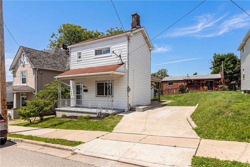 559 Spruce St, Verona, PA, 15147-1422 | Card Image