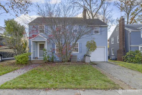 240 New York Ave, New Brunswick, NJ, 08901-1732 | Card Image