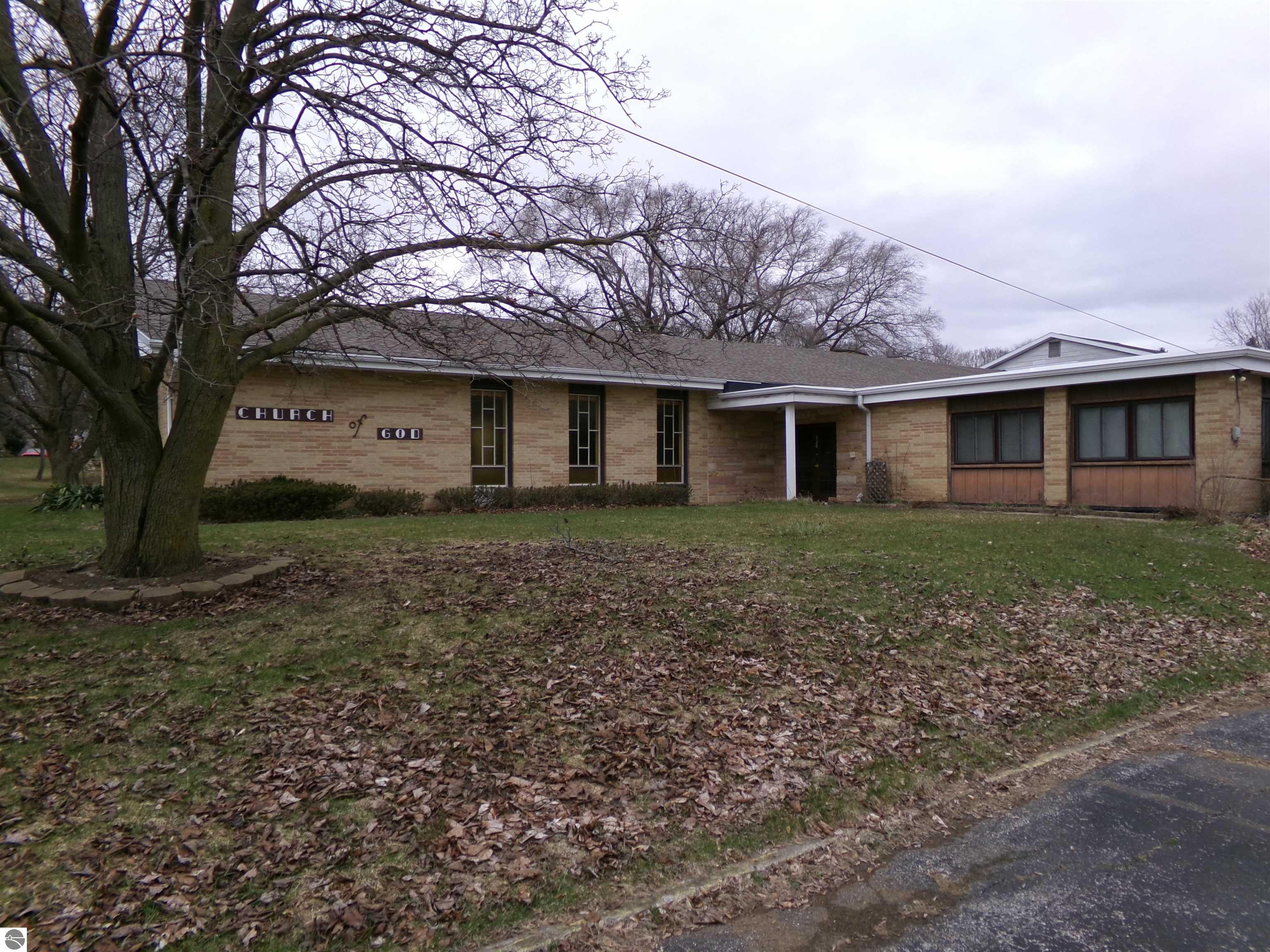 Olive St, Saint Louis, MI 48880