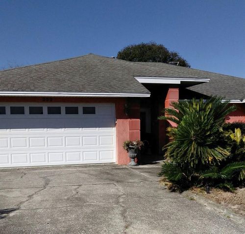 252 Santa Rosa Dr, WINTER HAVEN, FL, 33884-3801 | Card Image