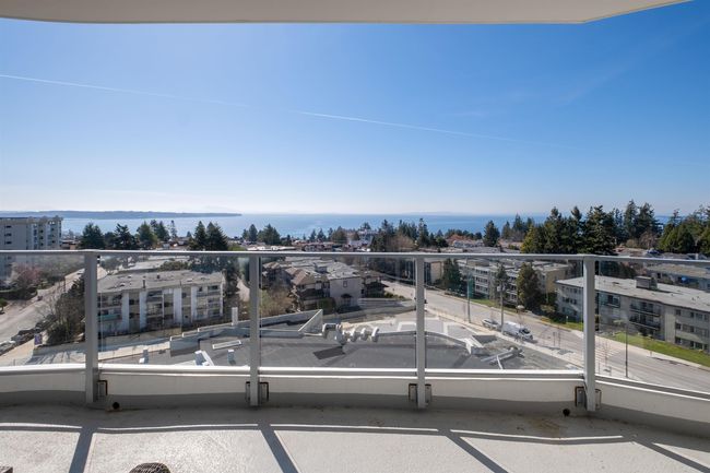 703 - 1501 Foster Street, Condo with 3 bedrooms, 3 bathrooms and 3 parking in White Rock BC | Image 25