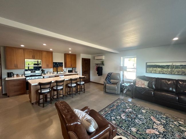 1250 Cr 419, Home with 6 bedrooms, 5 bathrooms and null parking in Brady TX | Image 17