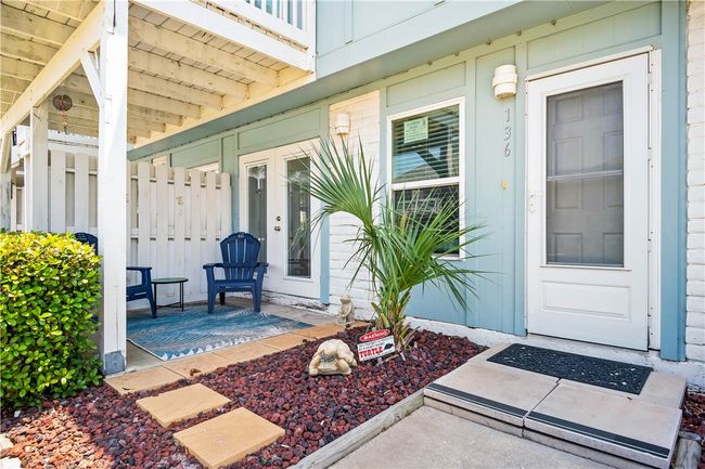 APT-136 - 4901 State Highway 361, Condo with 2 bedrooms, 2 bathrooms and null parking in Port Aransas TX | Image 24