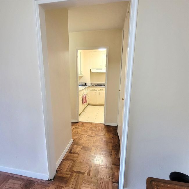 Corridor with baseboards | Image 4