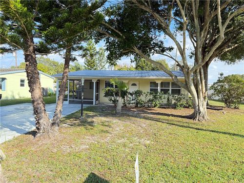 1620 5th Ave, Vero Beach, FL, 32960-5609 | Card Image