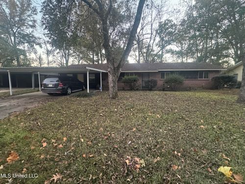 3317 Longwood Dr, Jackson, MS, 39212-4013 | Card Image