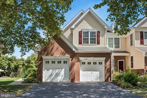 2303 Dorchester St W, FURLONG, PA, 18925-1528 | Card Image