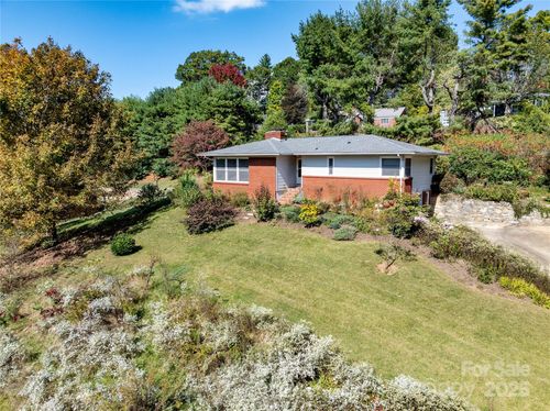 8 W Haywood Dr, Canton, NC, 28716-4986 | Card Image