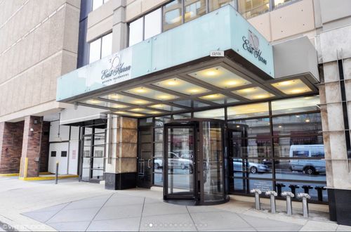 apt-2408-30 E Huron St, CHICAGO, IL, 60611-4703 | Card Image