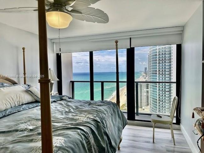 A8 - 2301 S Ocean Dr, Condo with 2 bedrooms, 2 bathrooms and null parking in Hollywood FL | Image 5
