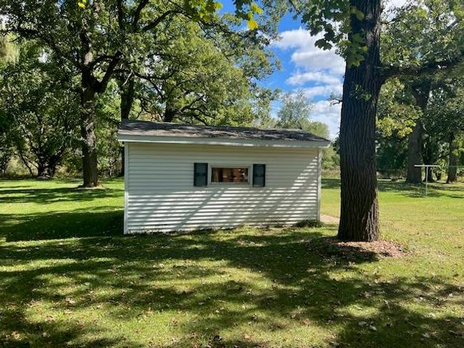 N4175 State Road 49, Home with 4 bedrooms, 3 bathrooms and null parking in Brandon WI | Image 9