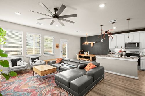 c-195 Waterside Rd, Buda, TX, 78610-2292 | Card Image