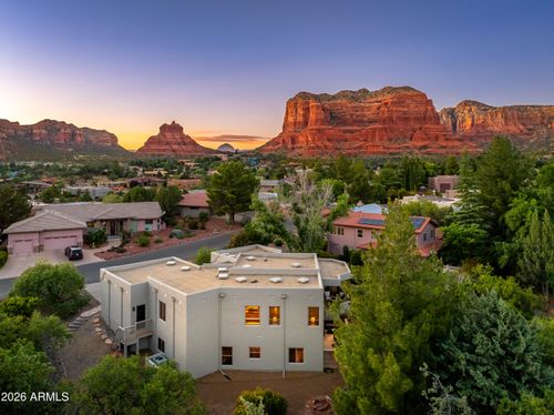 560 Concho Dr, Sedona, AZ, 86351-7957 | Card Image