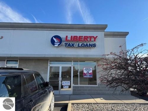 4585 E Pickard St, Mt. Pleasant, MI, 48858-2057 | Card Image