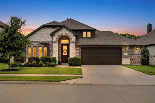 628 Lake Cove Dr, Little Elm, TX, 75068-1690 | Card Image