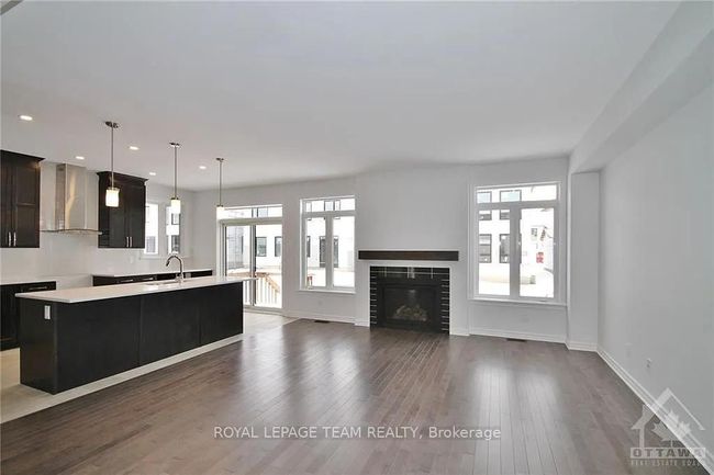 1010 Brian Good Ave, House other with 5 bedrooms, 4 bathrooms and 2 parking in Manotick ON | Image 7