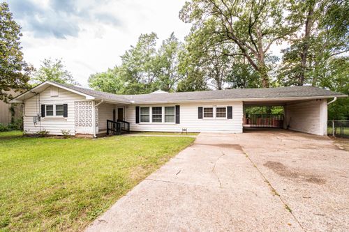 1304 Maple St, Smackover, AR, 71762-2331 | Card Image