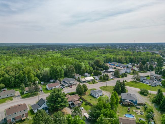 240 Cache Bay Rd, House other with 2 bedrooms, 1 bathrooms and 8 parking in Sturgeon Falls ON | Image 33