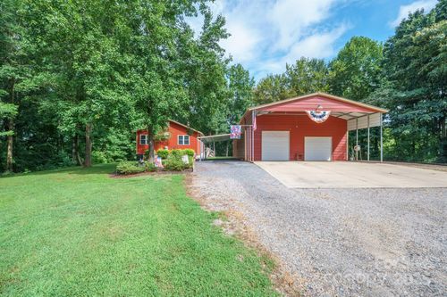 205 Hershel Lackey Rd, Lincolnton, NC, 28092-7350 | Card Image
