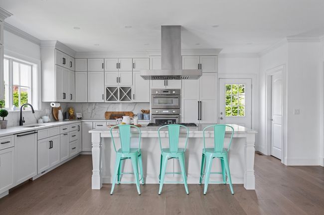 935 E Squantum St, House other with 4 bedrooms, 6 bathrooms and 4 parking in Quincy MA | Image 5