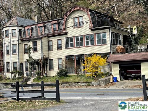 2-50 N Delaware Dr, EASTON, PA, 18042-1827 | Card Image
