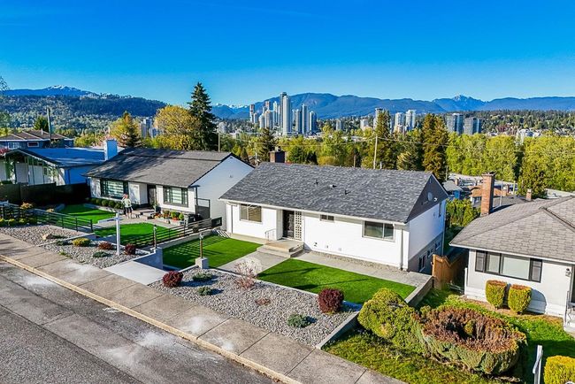 7728 Elford Street, House other with 4 bedrooms, 3 bathrooms and 6 parking in Burnaby BC | Image 31